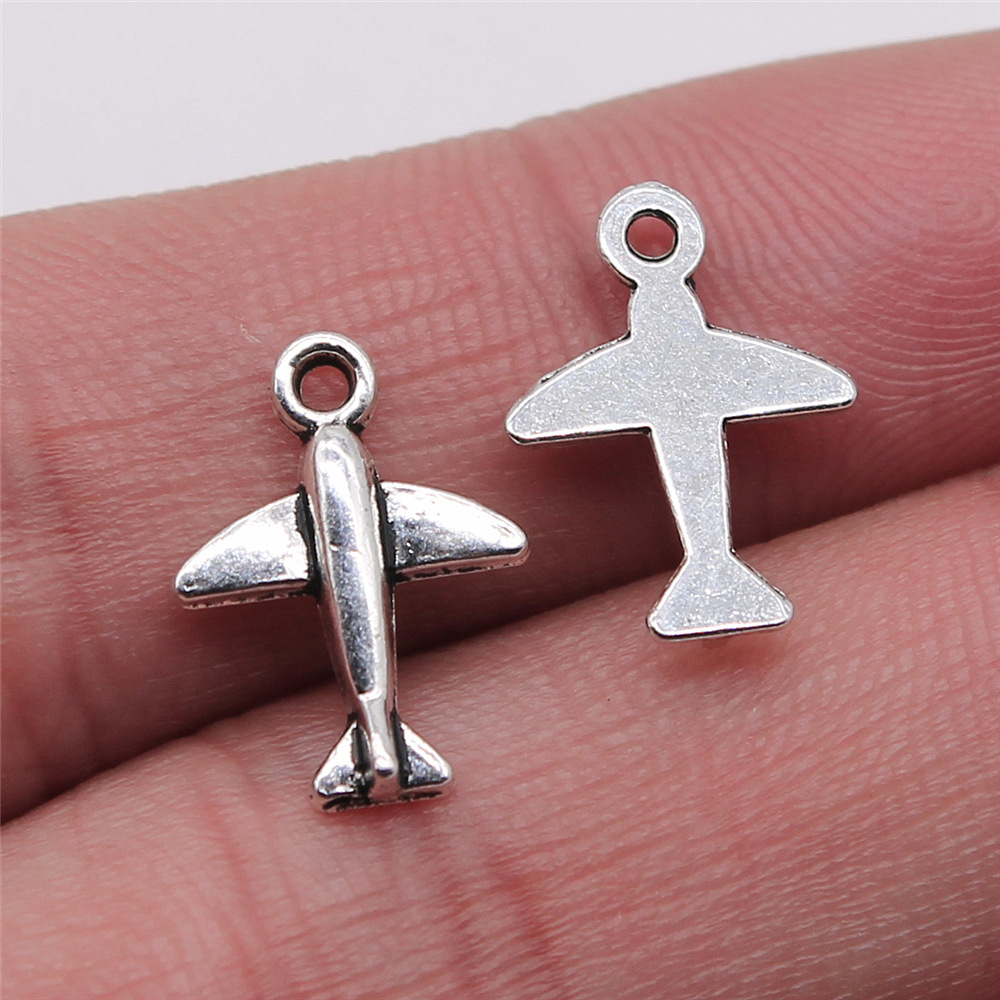 Vintage Fashion Stores - 10 個 11x15mm アンティークシルバーカラー航空機チャームペンダントジュエリー材料用品