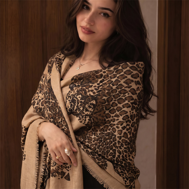 ヴィンテージレオパード柄ヒジャブ＆ヘッドスカーフ、女性用生端 - Vintage Outdoor Fashion のレビューと価格