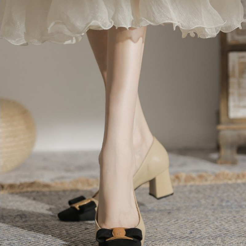 レディース、ツートンカラーのブロックヒールパンプス、スクエア - Vintage Fashion Dresses のレビューと価格